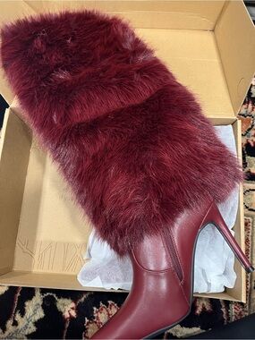 Women's Faux Fur Knee-High Stiletto Boot in Burgundy